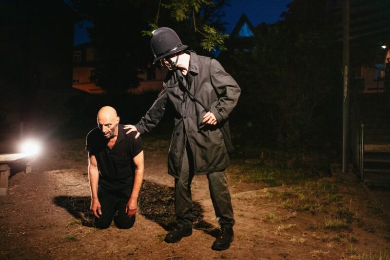 Frankfurt: Jack the Ripper Fright Tour - Practical Details: Meeting Point, Duration, and Accessibility