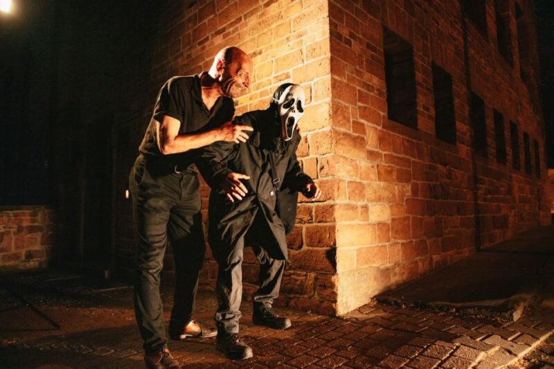 Frankfurt: Jack the Ripper Fright Tour - Weather and Clothing Advice