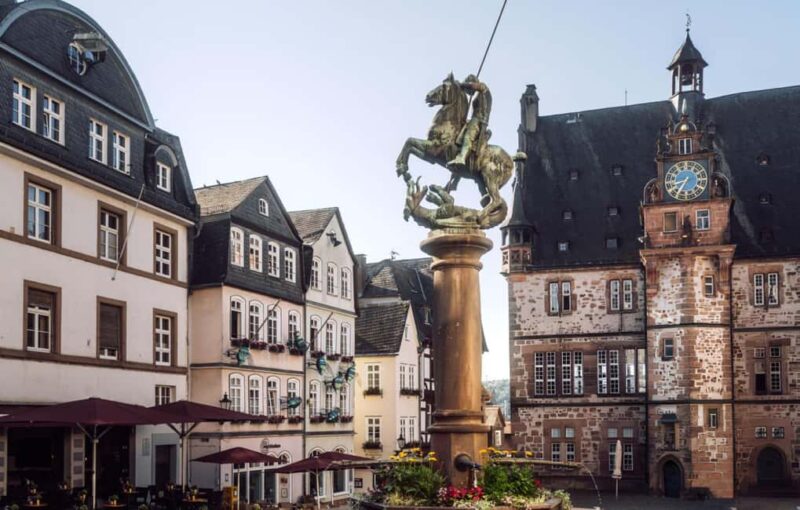 Frankfurt: Marburg Private Day Trip with Hotel Pickup - Visiting the Hilltop Marburg Castle