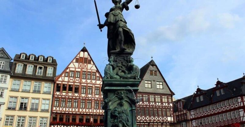 Frankfurt: Must-See Attractions Walking Tour with a Guide - Visiting the Goethe House: Birthplace of the Writer