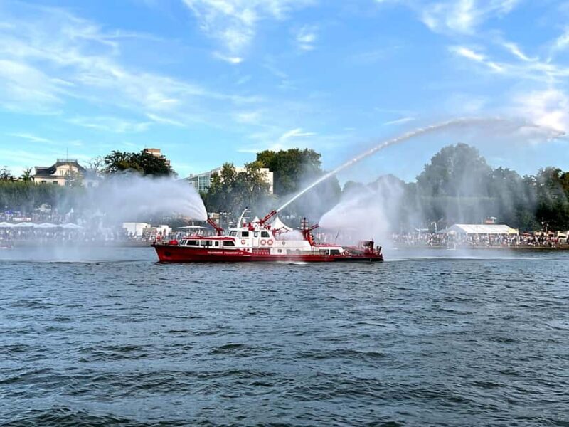 Frankfurt: Private tour in German - just for you and your friends - Medieval Remains and the Charm of the "New Old Town"