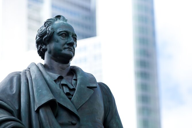 Frankfurt Private Walking Tour with Relaxing Cruise - Meet at Paulsplatz for a Personalized Frankfurt Introduction