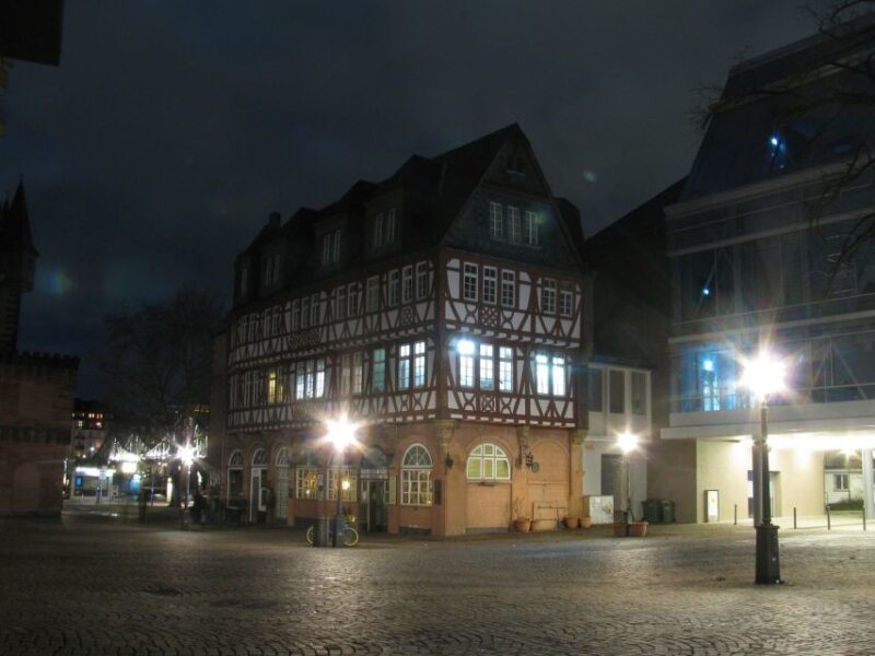 Frankfurt: Scary Sightseeing Tour with The Hangman - Key Points