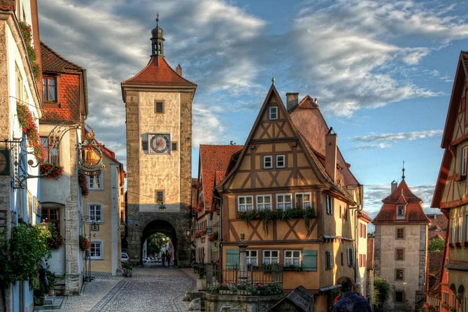 Frankfurt Super Saver: Neuschwanstein Castle and Rothenburg Day Trip - Value for the Price
