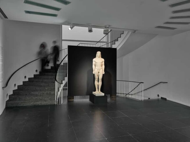 Frankfurter Kunstverein: Your Ticket to Art - Guided Tours and Educational Approach