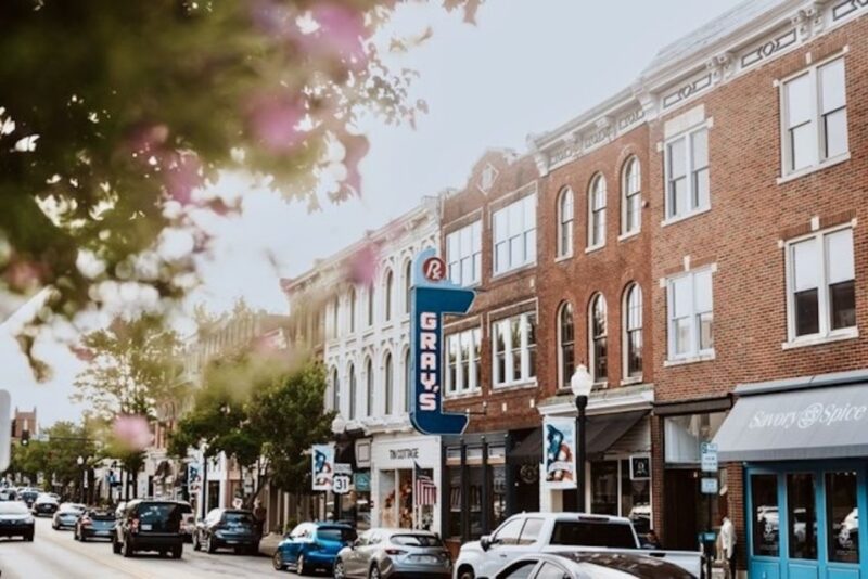 Franklin: Trolley Hop-On and Hop-Off Tour - Starting at Franklin’s Historic Downtown