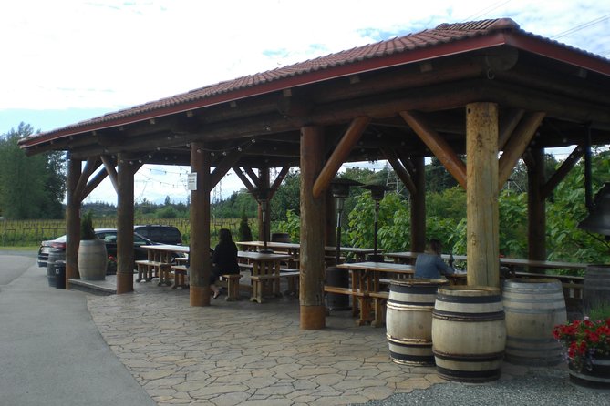 Fraser Valley Social Wine Tasting Private Tour - Knowledgeable Guides Enhance the Experience