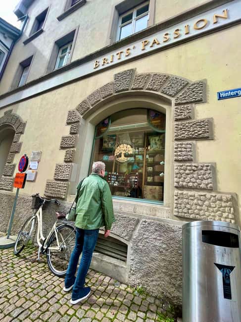 FREE PHOTO near Zurich Rapperswil: Castle, Rose Old Town - Wandering the Historic Old Town Streets