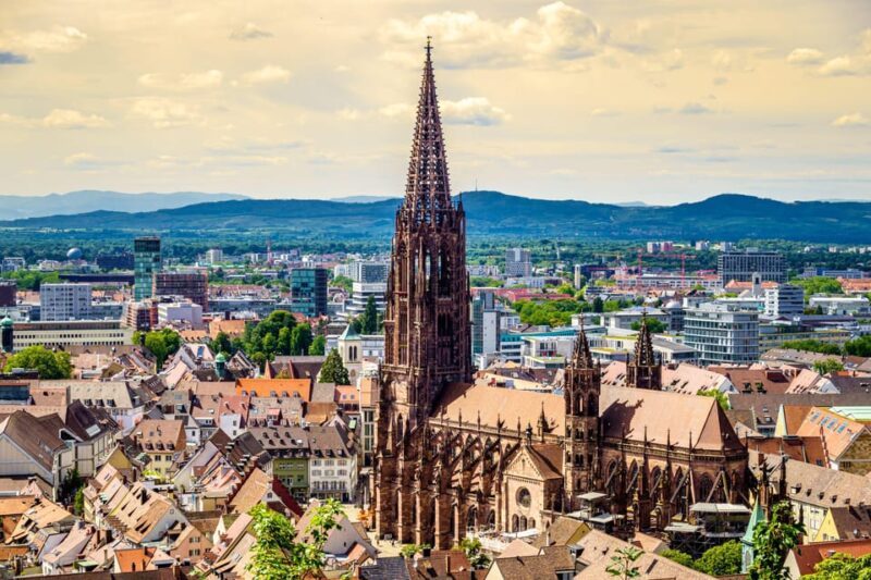 Freiburg: Exciting City Tour with sightseeing and history - Key Points