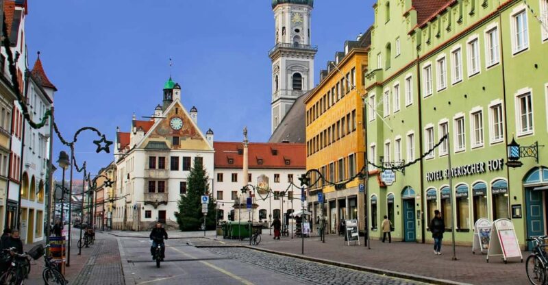 Freising Private Guided Walking Tour - Logistics and Booking Options