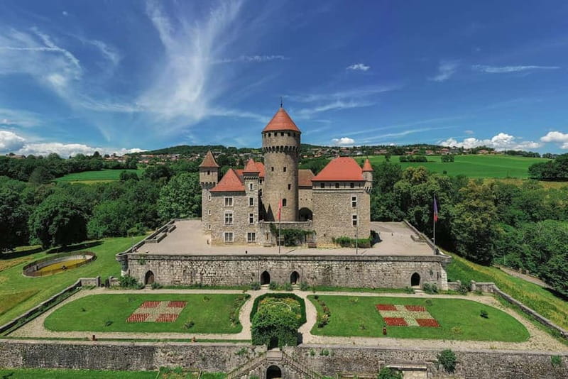 French Alps Day Tour from Geneva to Annecy and Hidden Gems - Discovering Medieval Charm at Château de Montrottier