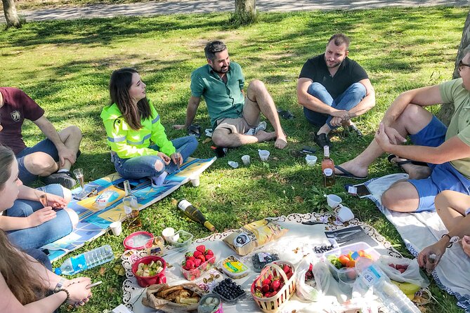 French Apéro: The Art of Food and Wine Pairing - Included Elements That Enhance the Experience