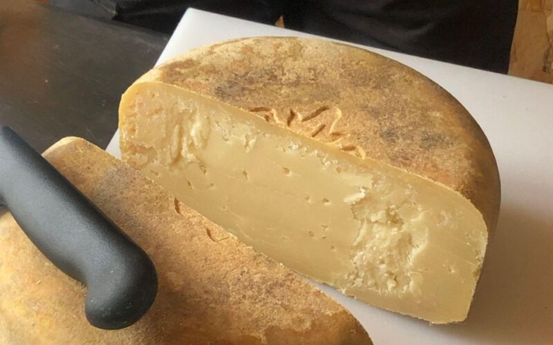 French Basque Country Farms & Food Tour - Visiting an Ossau Iraty Cheese Farm in Itxassou