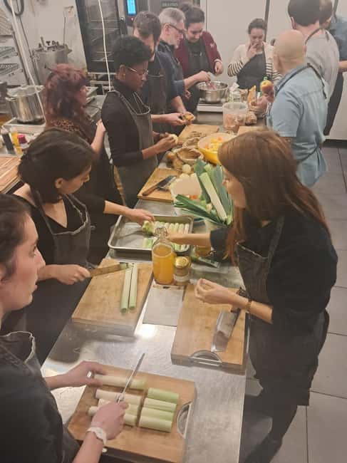 French cooking class in Bordeaux, blending tradition and bistronomy - The Experience’s Focus on Tradition and Modernity