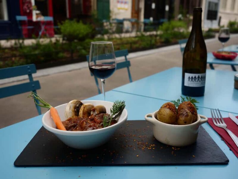 French Culinary Discovery in the Heart of Montmartre - The Venue and Its Historical Charm