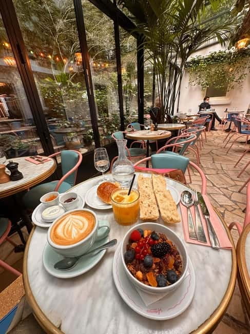 French lessons over a typical breakfast at the foot of Montmartre - What’s Included in the Breakfast