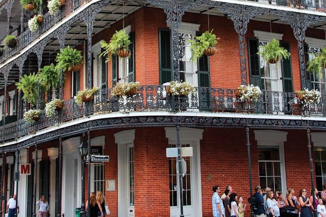 French Quarter Walking Tour in New Orleans - Jackson Square and Its Historic Significance