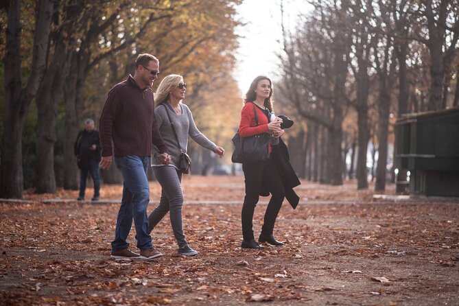 French Revolution Truth and Myths - Private Walking tour - Exploring the Most Beautiful Plaza in Central Paris