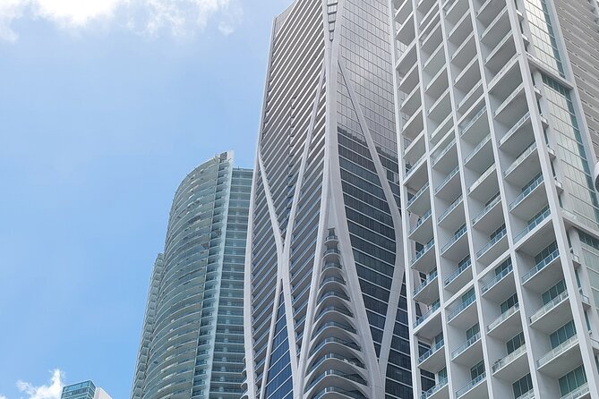 French tour of Miami in convertible mustang - Little Haiti: Cultural Colors and Heritage