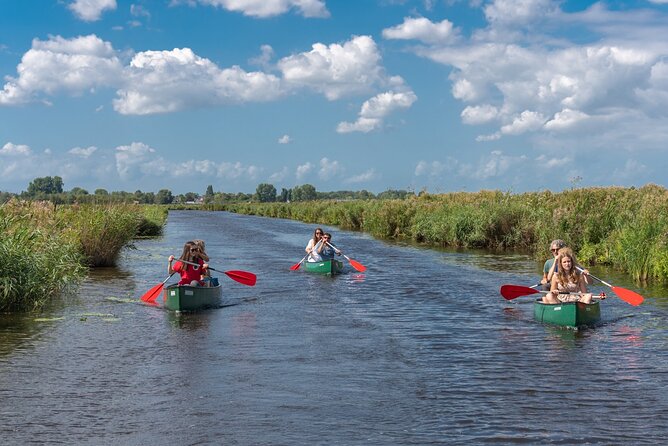 Fresh nose tour with the canoe through the nature near Amsterdam - Exploring Natura2000: An Exclusive Nature Reserve Accessible Only by Boat