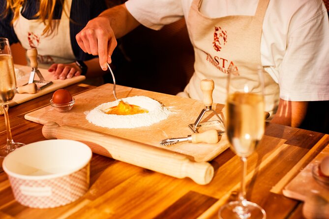 Fresh Pasta Making & Unlimited Prosecco in London - Unlimited Prosecco and Snacks