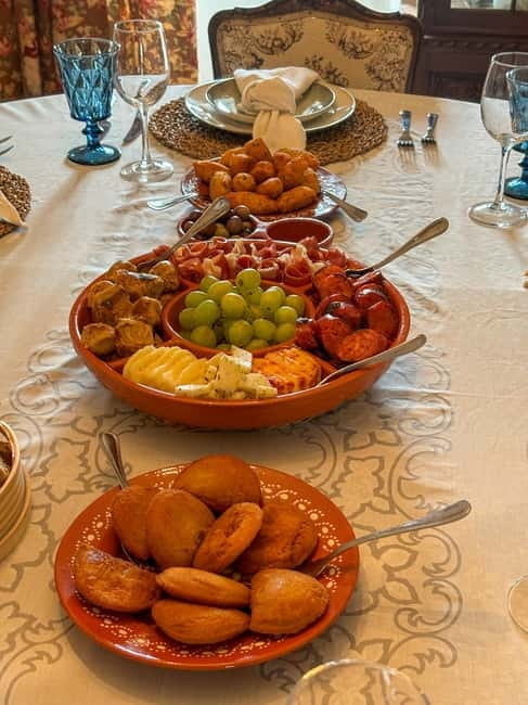 Fresh Wine Tour: Discover Vinho Verde in Douro Valley - Discover Portugal’s Fresh Vinho Verde on a Douro Valley Tour