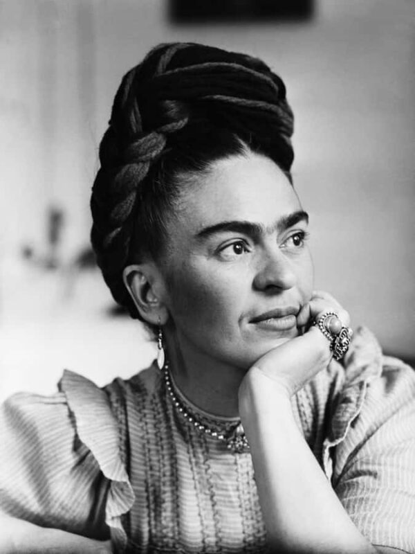 Frida Kahlo: Live Art Experience - Tulum - The Never-Before-Seen Photo Exhibition of Frida Kahlo