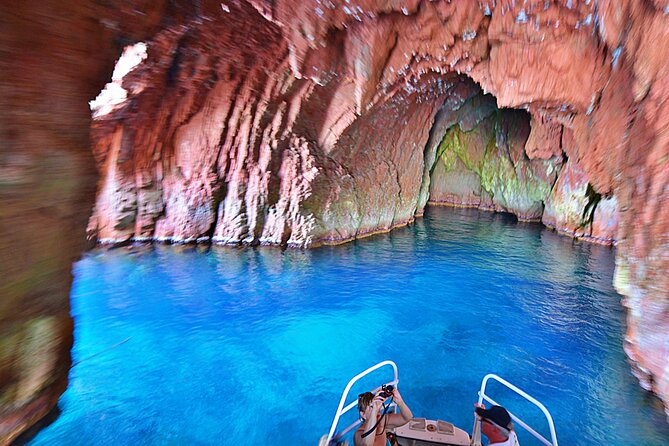 Friendly discovery of Scandola Calanques de Piana and meal stop at Girolata - The Boat Itself: Comfort and Practical Details