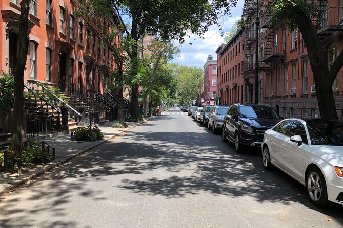 Friends' Locations Tour - The Stops at Monica and Chandler’s Engagement Scene and Chandler’s Office