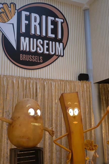 Frietmuseum Brussels: Entry to the fries museum with a tasty treat - The Audio Guide: Multilingual and Informative