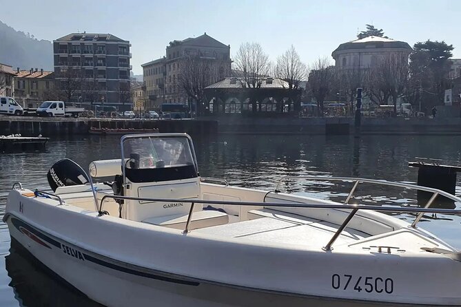 From 1H to 4H License Free Boat Rental 40cv Lake Como - Frequently Asked Questions
