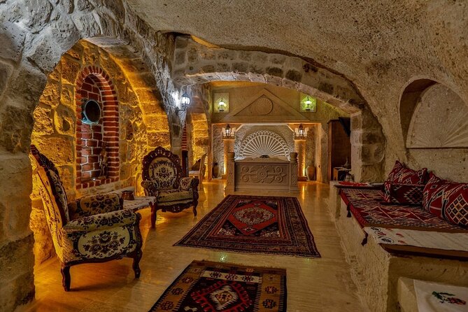From Airport: 3-Day Cappadocia Tour & Cave Hotel Stay - Exploring the Pottery Village of Avanos