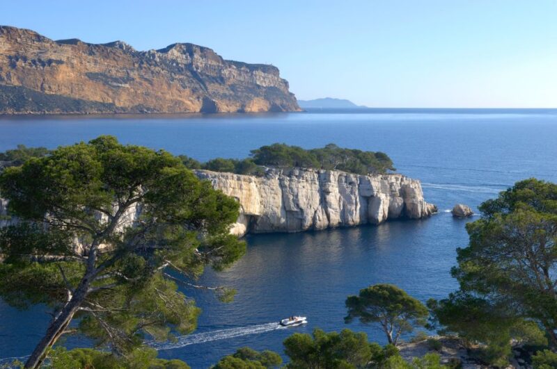From Aix: Cassis Boat Ride & Provence Wine Tasting Day Tour - Who Will Enjoy This Tour Most?