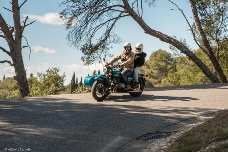 From Aix-en-Provence: 1-Hour Scenic Sidecar Tour - The Experience of the Vintage Sidecar