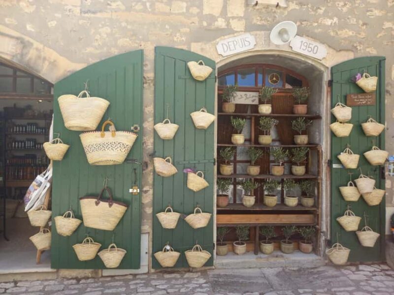 From Aix-en-Provence: Arles, Les Baux, & Saint-Rémy Full-Day - Discovering Roman Heritage and Van Gogh’s Inspiration in Arles