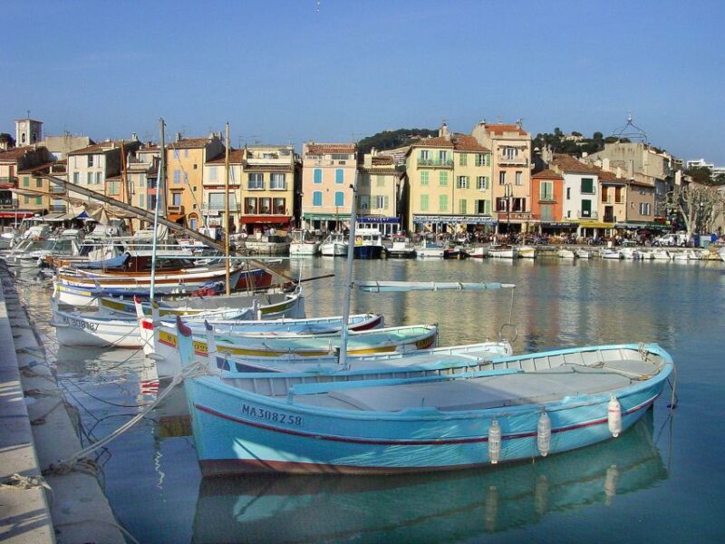 From Aix-en-Provence: Cassis & Luberon Full-Day Tour - Who Will Appreciate This Provence Tour Most
