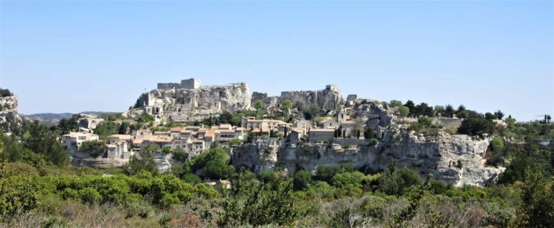 From Aix-en-Provence: Provence Region Tour with Wine Tasting - From the Aix-en-Provence Meeting Point to Les Baux-de-Provence