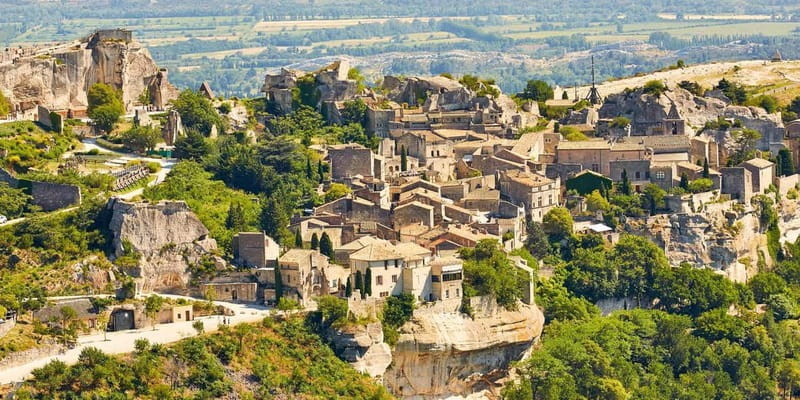 From Aix-en-Provence : Wine, Olive Oil and Scenic Villages - Saint-Rémy-de-Provence: Market, Lunch, and Art