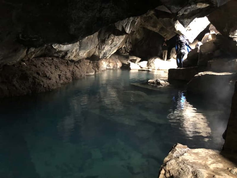 From Akureyri: Lake Mývatn and Godafoss Cruise Ship Day-Trip - The Small Group Advantage and Guide Expertise