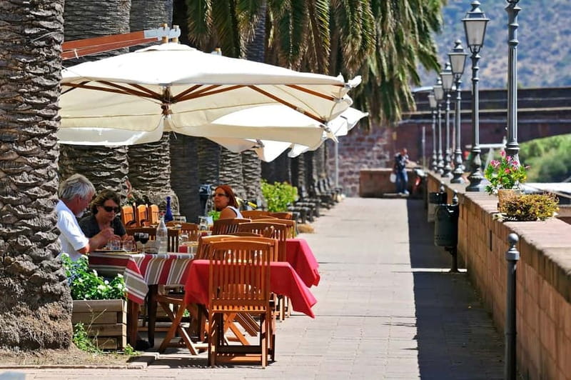 From Alghero: Market day in Bosa - Key Points