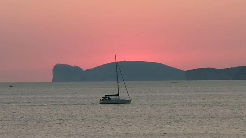 From Alghero: sunset on a sailing boat with aperitif - The Boat: Features and Comforts