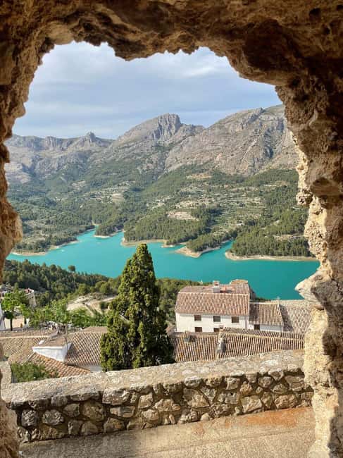 From Alicante/Benidorm: Guadalest Castle Tour with Transfer - Discover the Medieval Charm and Breathtaking Views of Guadalest
