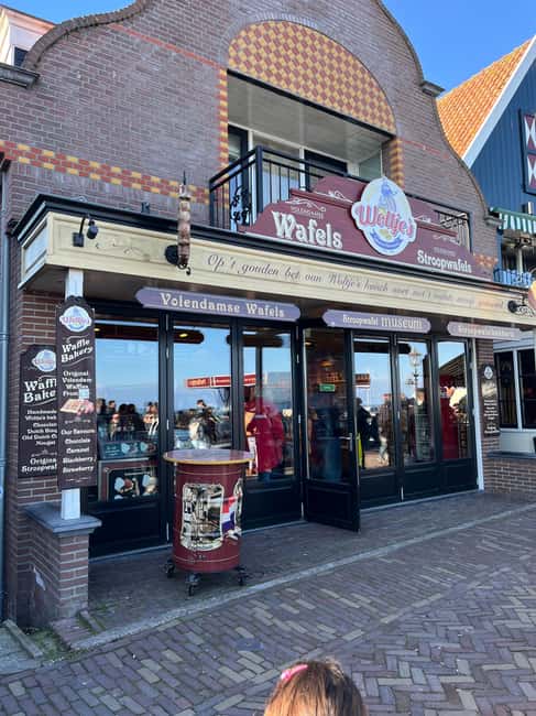 From Amsterdam: 4 hour Private Tour to Volendam and Marken - Logistics and Booking Flexibility