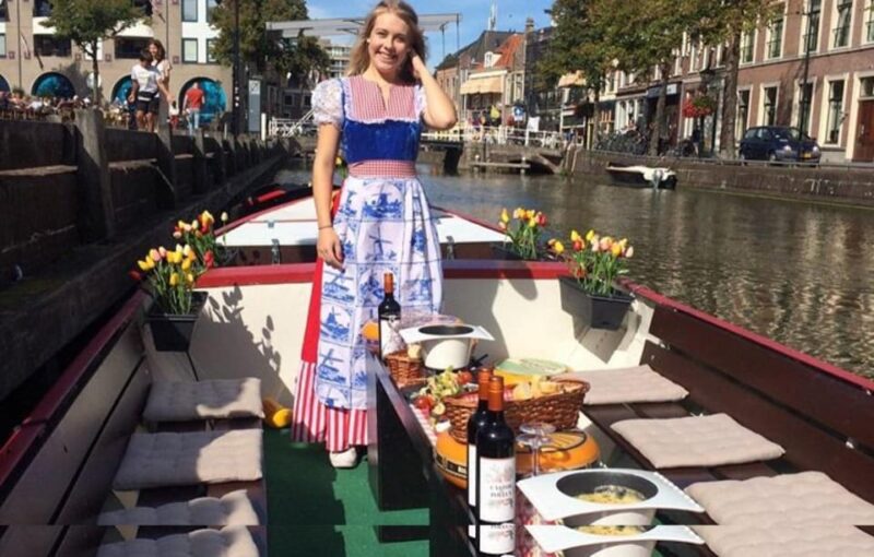 From Amsterdam; Alkmaar Cheese market & Zaanse Schans - Comparing Similar Experiences