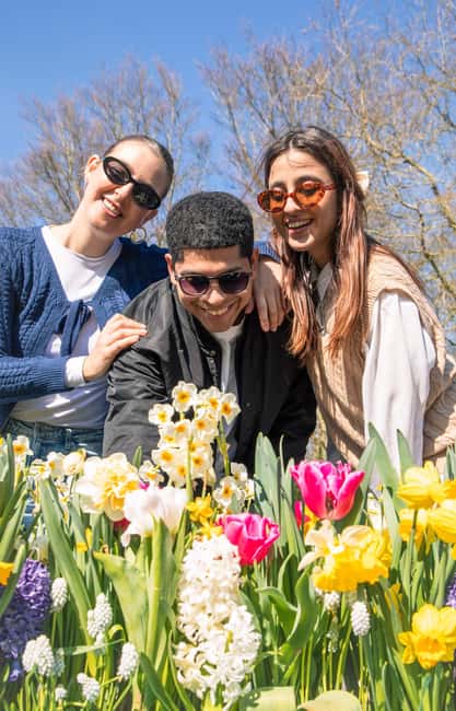 From Amsterdam: Keukenhof Entry with Shuttlebus Transfer - Optional Canal Cruise Through Amsterdam’s Canals