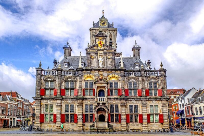From Amsterdam: Private Day Trip to Delft and The Hague - The Hague’s Political Landmarks and Royal Residences