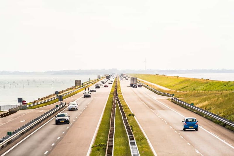 From Amsterdam: Ultimate Giethoorn Experience with Boat Tour - Value and Overall Satisfaction