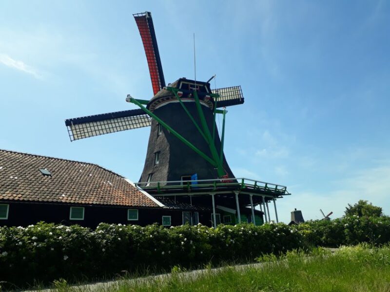 From Amsterdam: Zaanse Schans Windmills Private Tour - Key Points
