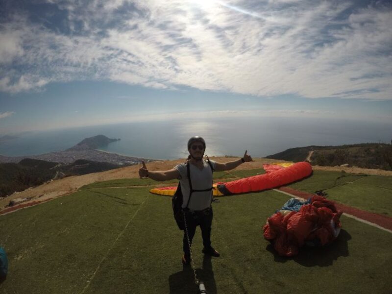 From Antalya/Side: Tandem Paragliding in Alanya - Thrilling Tandem Paragliding from 700 Meters with Scenic Views in Alanya