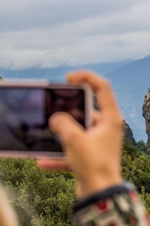 From Athens: 2 Days Meteora, Thermopylae & Delphi Tour - Key Points